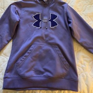 Under Armor sweatshirt